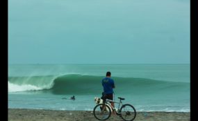 ECUADOR SURF !100!
